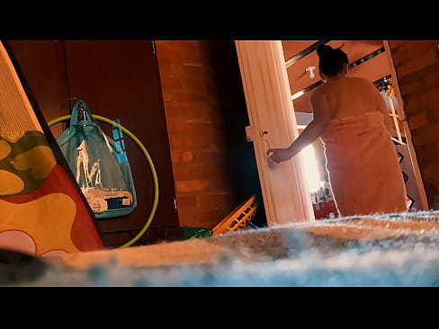 ❤️ عمویم دنبالم می آید داخل حمام، وقتی دوش می گیرم مرا به هم می زند. ️ فقط پورنو در پورنو fa.porno-flix.ru