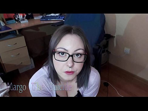 ❤️ دختر سکسی با عینک، دیلدو را عمیقاً در دوربین می مکد ️ فقط پورنو در پورنو fa.porno-flix.ru